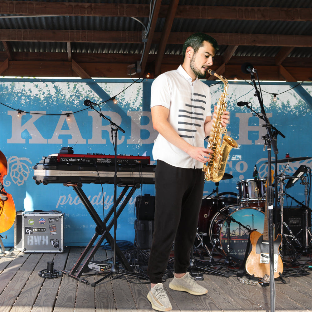 Ozici Stylish Mid-range Alto Drop E Lacquered Golden Saxophone Painted Golden Tube with Carve Patterns